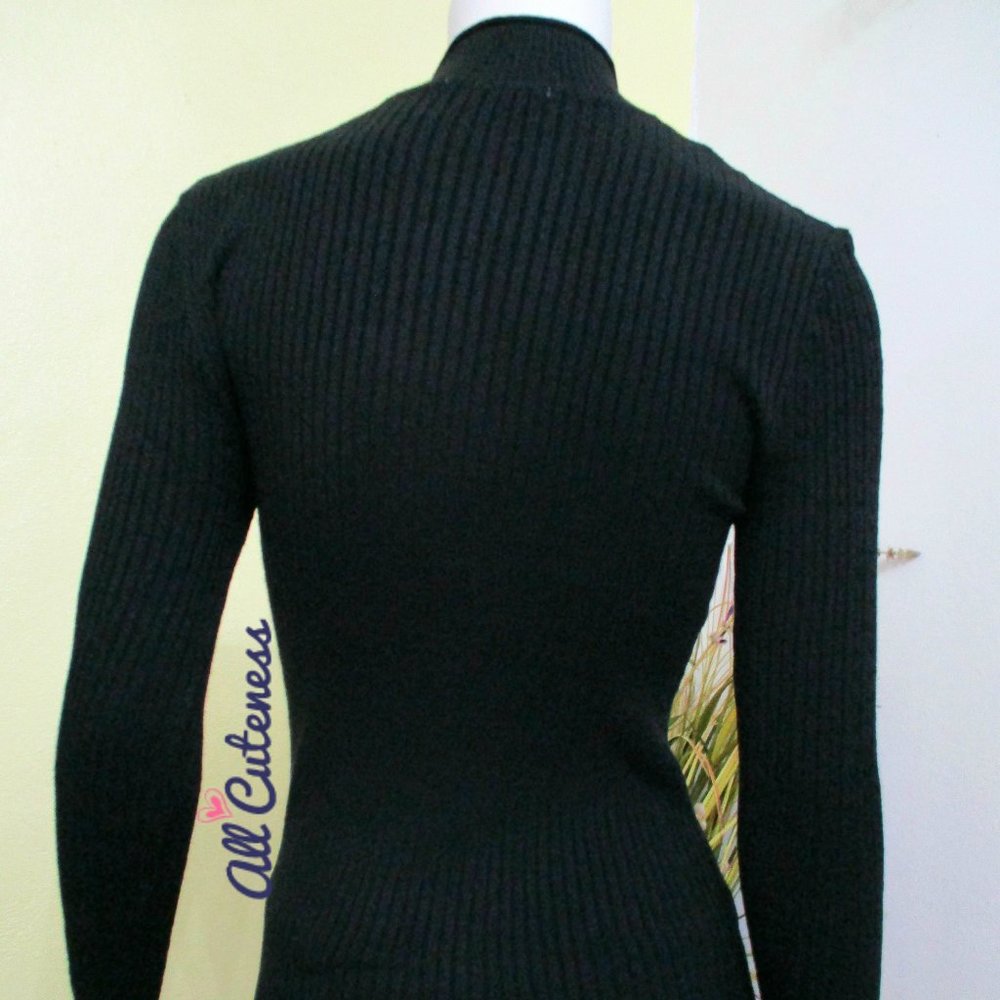 Active USA Black Long Sleeve Sweater Top - Picture 2 of 3